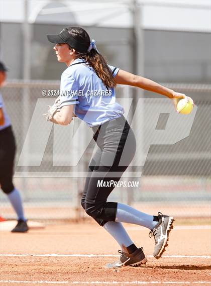 Thumbnail 2 in Pinnacle vs. Mica Mountain (Hamilton Invitational) photogallery.