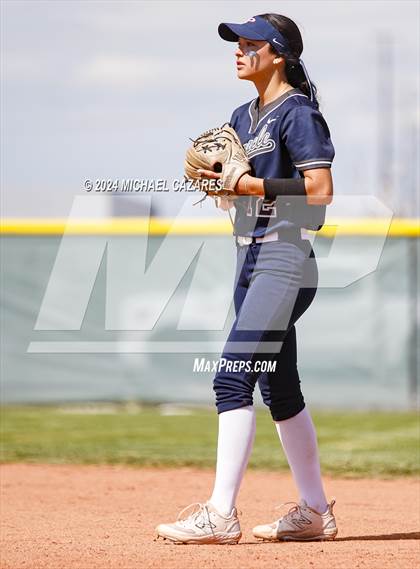 Thumbnail 3 in Pinnacle vs. Mica Mountain (Hamilton Invitational) photogallery.