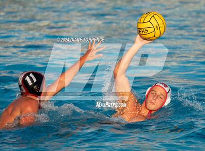 Thumbnail 2 in Palos Verdes vs. Sacred Heart Prep (South Coast Tournament) photogallery.