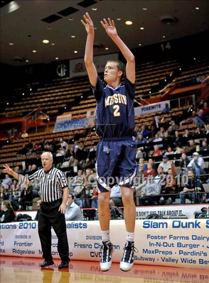 Thumbnail 2 in Mission Prep vs. Central Valley Christian (CIF CS D5 Final) photogallery.