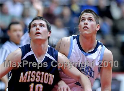 Thumbnail 3 in Mission Prep vs. Central Valley Christian (CIF CS D5 Final) photogallery.