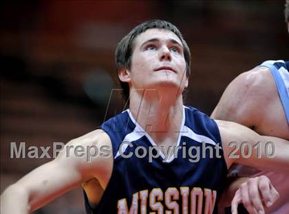 Thumbnail 1 in Mission Prep vs. Central Valley Christian (CIF CS D5 Final) photogallery.