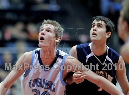 Thumbnail 3 in Mission Prep vs. Central Valley Christian (CIF CS D5 Final) photogallery.