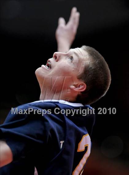Thumbnail 1 in Mission Prep vs. Central Valley Christian (CIF CS D5 Final) photogallery.