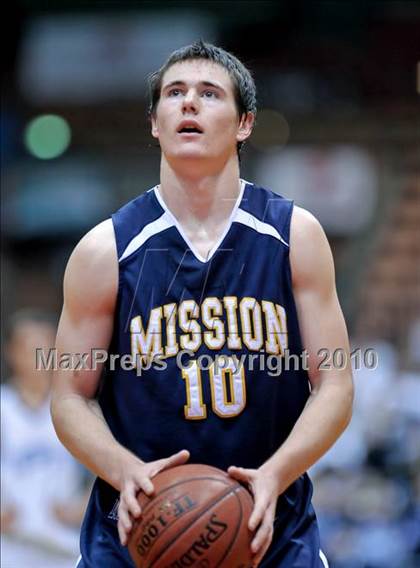 Thumbnail 1 in Mission Prep vs. Central Valley Christian (CIF CS D5 Final) photogallery.