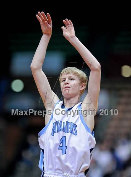 Thumbnail 2 in Mission Prep vs. Central Valley Christian (CIF CS D5 Final) photogallery.