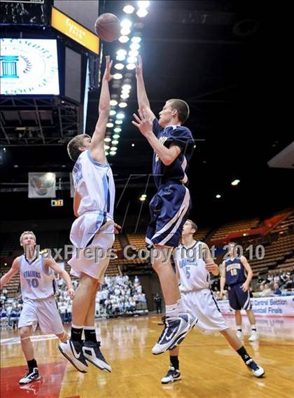 Thumbnail 2 in Mission Prep vs. Central Valley Christian (CIF CS D5 Final) photogallery.