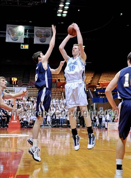 Thumbnail 3 in Mission Prep vs. Central Valley Christian (CIF CS D5 Final) photogallery.