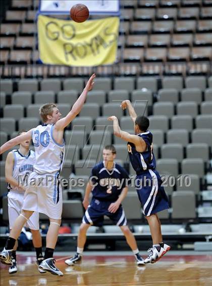 Thumbnail 3 in Mission Prep vs. Central Valley Christian (CIF CS D5 Final) photogallery.
