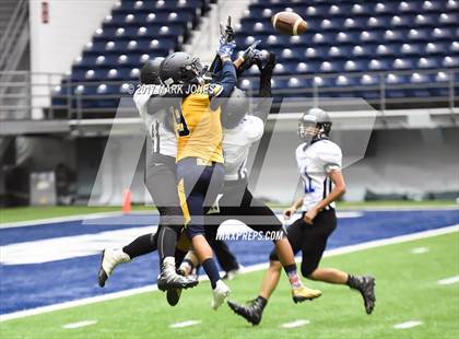 Thumbnail 3 in Kingman Academy vs. Bourgade Catholic (Kick-Off Classic) photogallery.
