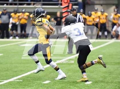 Thumbnail 1 in Kingman Academy vs. Bourgade Catholic (Kick-Off Classic) photogallery.