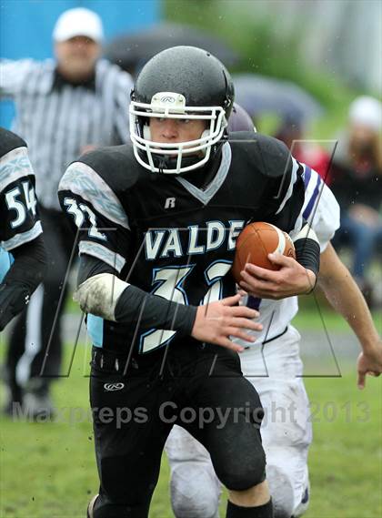 Thumbnail 2 in Valdez vs. Skyview photogallery.