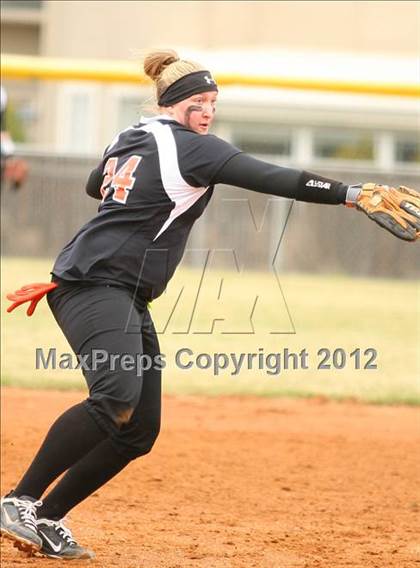 Thumbnail 1 in Highland @ Fruitland photogallery.