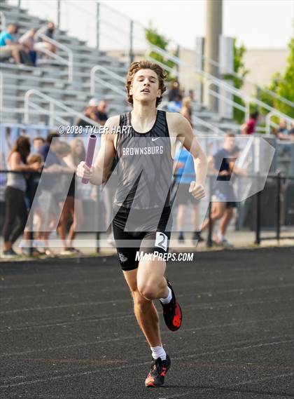 Thumbnail 3 in IHSAA Sectional #12 (Sprints and Middle Distance) photogallery.