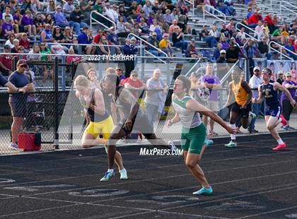 Thumbnail 2 in IHSAA Sectional #12 (Sprints and Middle Distance) photogallery.