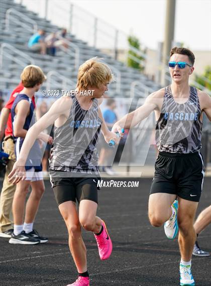 Thumbnail 3 in IHSAA Sectional #12 (Sprints and Middle Distance) photogallery.