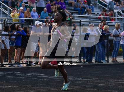 Thumbnail 1 in IHSAA Sectional #12 (Sprints and Middle Distance) photogallery.