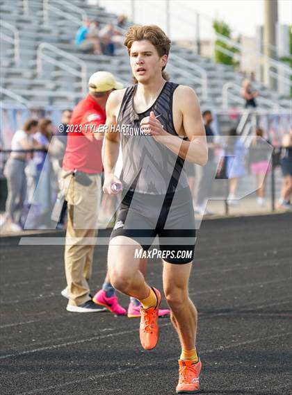 Thumbnail 2 in IHSAA Sectional #12 (Sprints and Middle Distance) photogallery.