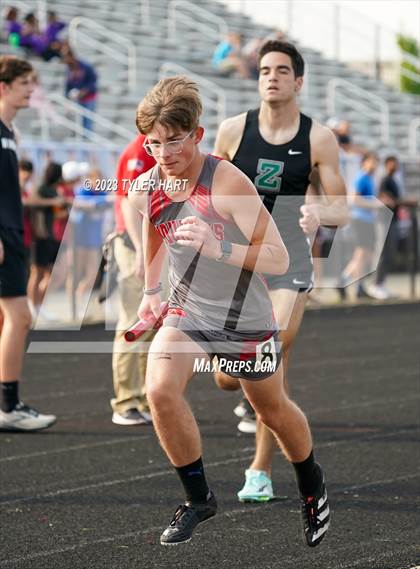 Thumbnail 2 in IHSAA Sectional #12 (Sprints and Middle Distance) photogallery.