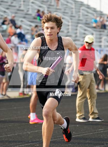 Thumbnail 2 in IHSAA Sectional #12 (Sprints and Middle Distance) photogallery.