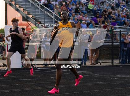 Thumbnail 1 in IHSAA Sectional #12 (Sprints and Middle Distance) photogallery.