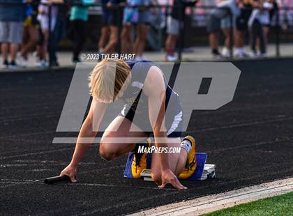 Thumbnail 2 in IHSAA Sectional #12 (Sprints and Middle Distance) photogallery.