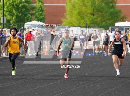 Thumbnail 3 in IHSAA Sectional #12 (Sprints and Middle Distance) photogallery.