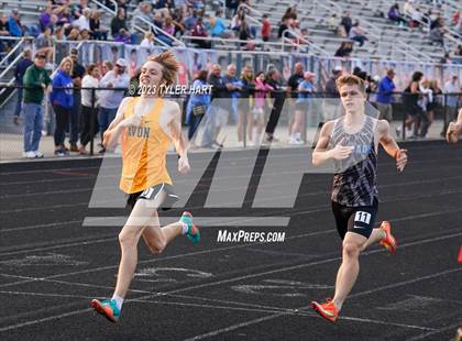Thumbnail 1 in IHSAA Sectional #12 (Sprints and Middle Distance) photogallery.