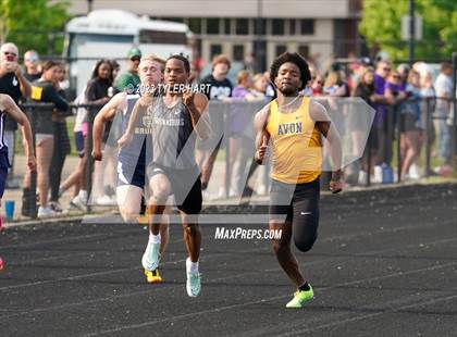 Thumbnail 1 in IHSAA Sectional #12 (Sprints and Middle Distance) photogallery.
