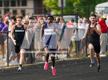 Thumbnail 2 in IHSAA Sectional #12 (Sprints and Middle Distance) photogallery.