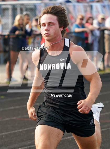 Thumbnail 1 in IHSAA Sectional #12 (Sprints and Middle Distance) photogallery.