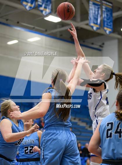 Thumbnail 3 in Pleasant Grove vs. Layton (UHSAA 5A 1st Round) photogallery.
