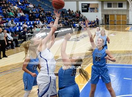 Thumbnail 2 in Pleasant Grove vs. Layton (UHSAA 5A 1st Round) photogallery.