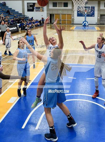 Thumbnail 3 in Pleasant Grove vs. Layton (UHSAA 5A 1st Round) photogallery.