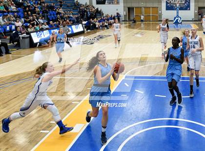 Thumbnail 2 in Pleasant Grove vs. Layton (UHSAA 5A 1st Round) photogallery.