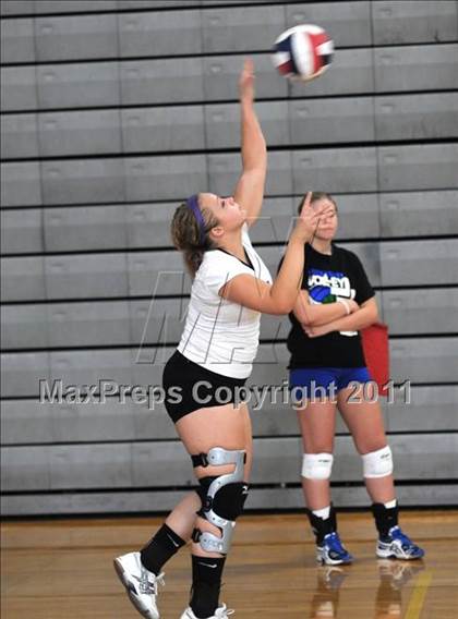 Thumbnail 1 in Durango vs. Marymount (Durango Fall Classic) photogallery.