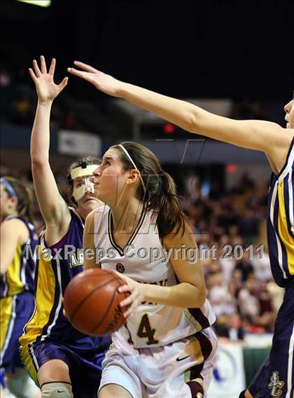 Thumbnail 3 in Arlington Catholic vs Millbury (MIAA Division 2 Final) photogallery.
