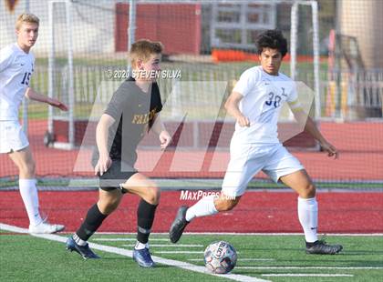 Thumbnail 3 in Loyola vs. Torrey Pines (CIF SoCal Regional D1 Semifinal) photogallery.