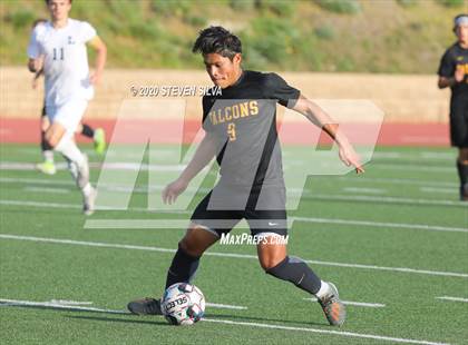 Thumbnail 1 in Loyola vs. Torrey Pines (CIF SoCal Regional D1 Semifinal) photogallery.