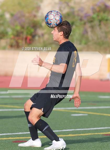 Thumbnail 1 in Loyola vs. Torrey Pines (CIF SoCal Regional D1 Semifinal) photogallery.