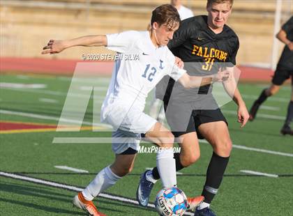 Thumbnail 3 in Loyola vs. Torrey Pines (CIF SoCal Regional D1 Semifinal) photogallery.