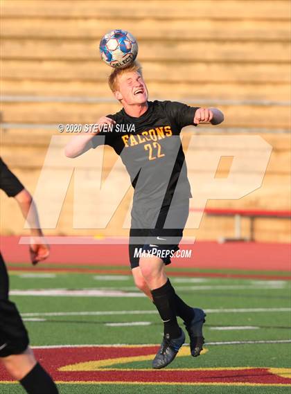 Thumbnail 2 in Loyola vs. Torrey Pines (CIF SoCal Regional D1 Semifinal) photogallery.