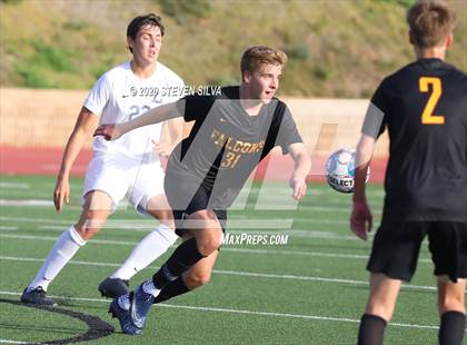 Thumbnail 3 in Loyola vs. Torrey Pines (CIF SoCal Regional D1 Semifinal) photogallery.