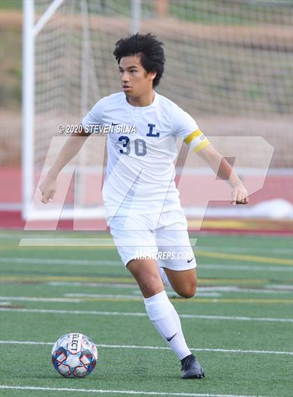 Thumbnail 2 in Loyola vs. Torrey Pines (CIF SoCal Regional D1 Semifinal) photogallery.