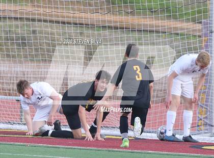Thumbnail 1 in Loyola vs. Torrey Pines (CIF SoCal Regional D1 Semifinal) photogallery.