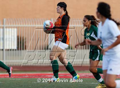 Thumbnail 2 in Alhambra vs. Peoria (Pride in Paradise Tournament) photogallery.