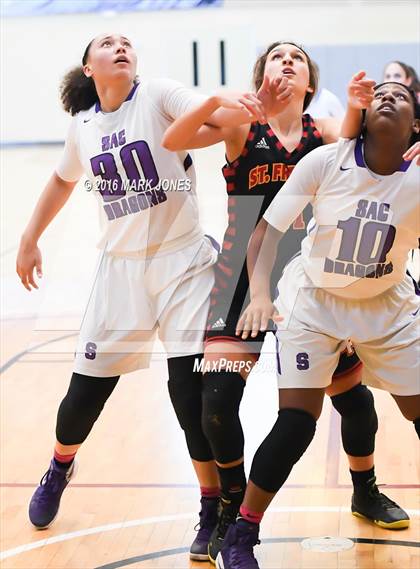 Thumbnail 3 in St. Francis vs. Sacramento (Nike Tournament of Champions) photogallery.
