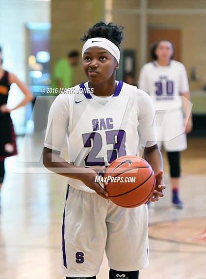 Thumbnail 3 in St. Francis vs. Sacramento (Nike Tournament of Champions) photogallery.