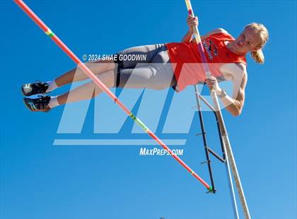 Thumbnail 1 in Skyridge Tri Meet (Pole Vault) photogallery.
