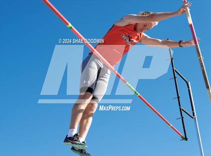 Thumbnail 1 in Skyridge Tri Meet (Pole Vault) photogallery.